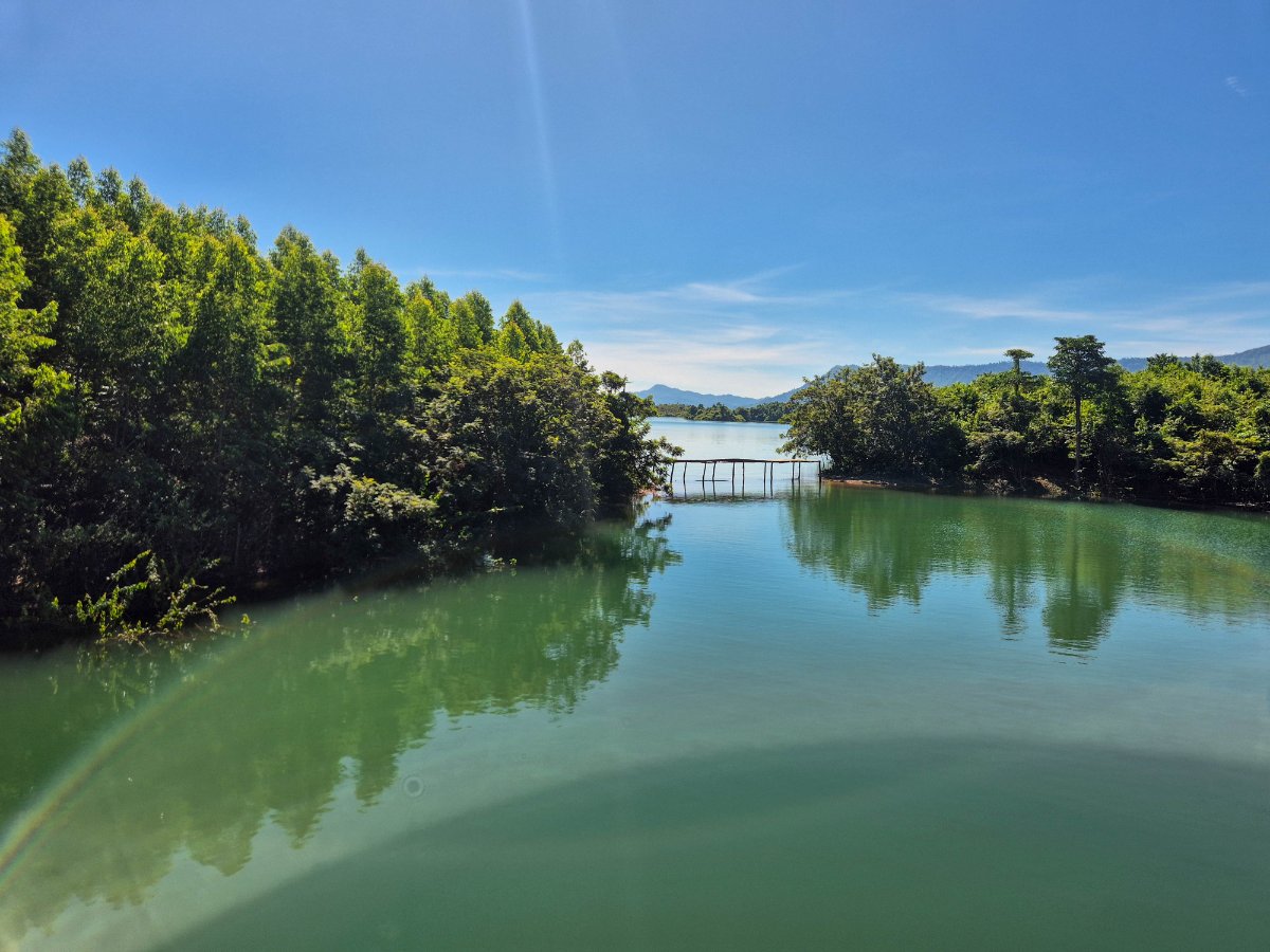 Nam Ngum Lake Cruise: Complete Guide to Laos Hidden Gem (2025)