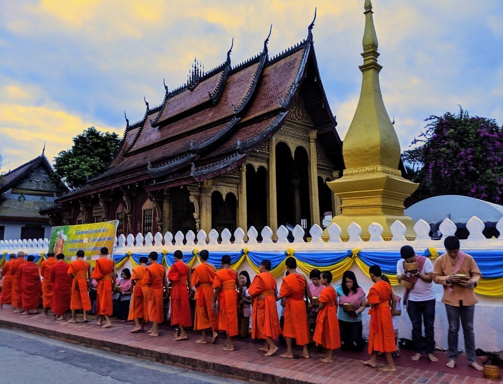 Luang Prabang Travel Guide 2025: UNESCO Heritage, Best Things to Do & Insider Tips